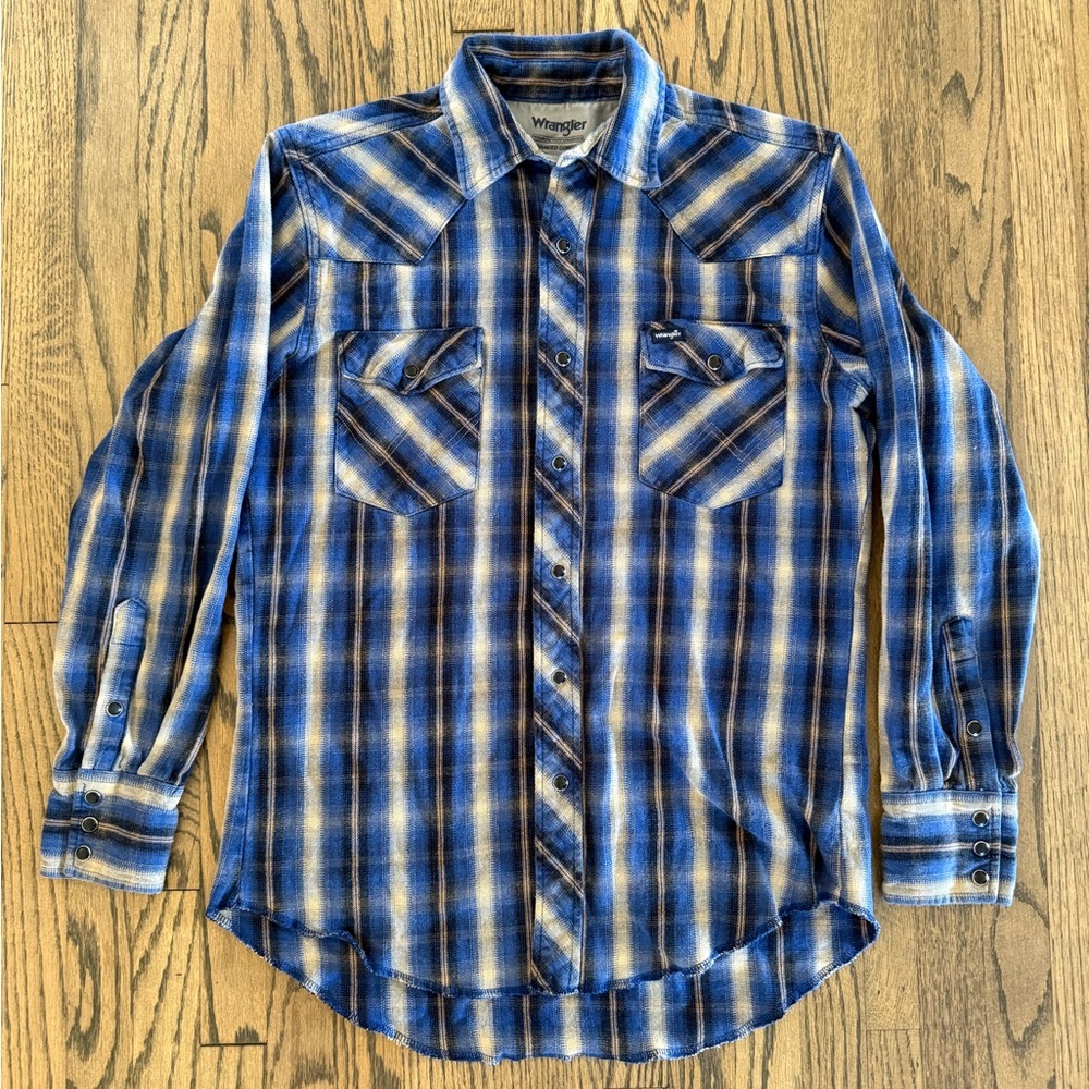 Wrangler Blue and White Plaid Western Snap Button-Down Shirt
